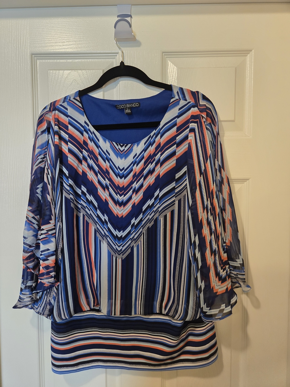 Coco Bianco Blue & Coral Chevron-Stripe Mixed Print Blouse